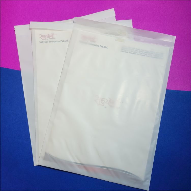 03 Prescription Velcro Poly Bag Milky)IMG